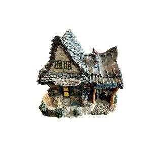 BOYDS BEARS Bearly Built Villages Figurine